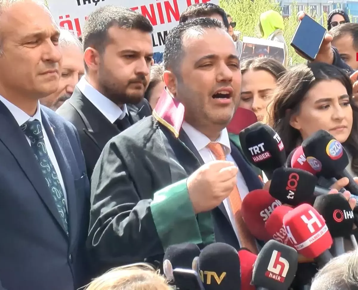 Epözdemir\'e Yurt Dışı Yasağıyla Tahliye