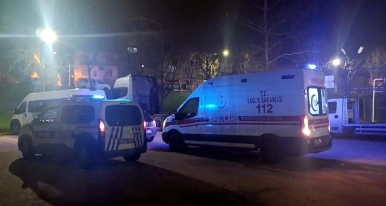 Bursa\'da Bıçaklı Kavga: İki Yaralı