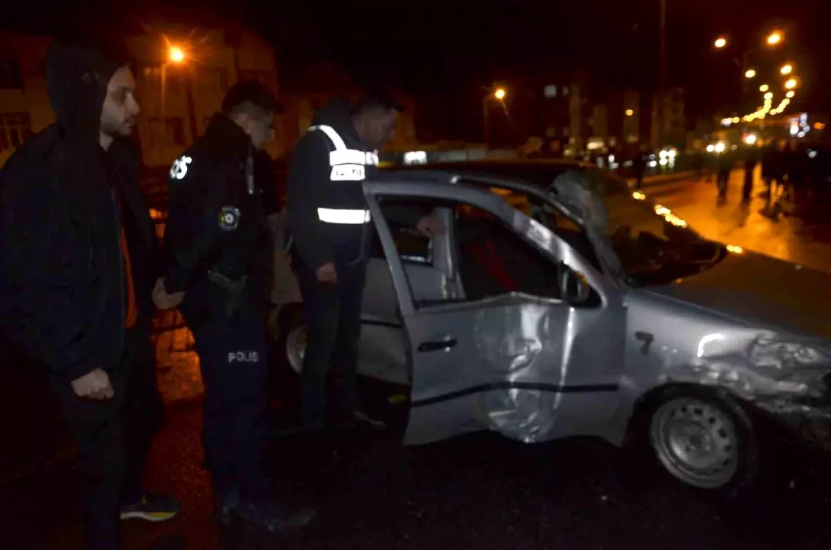 Buzlanma zincirleme kazaya neden oldu