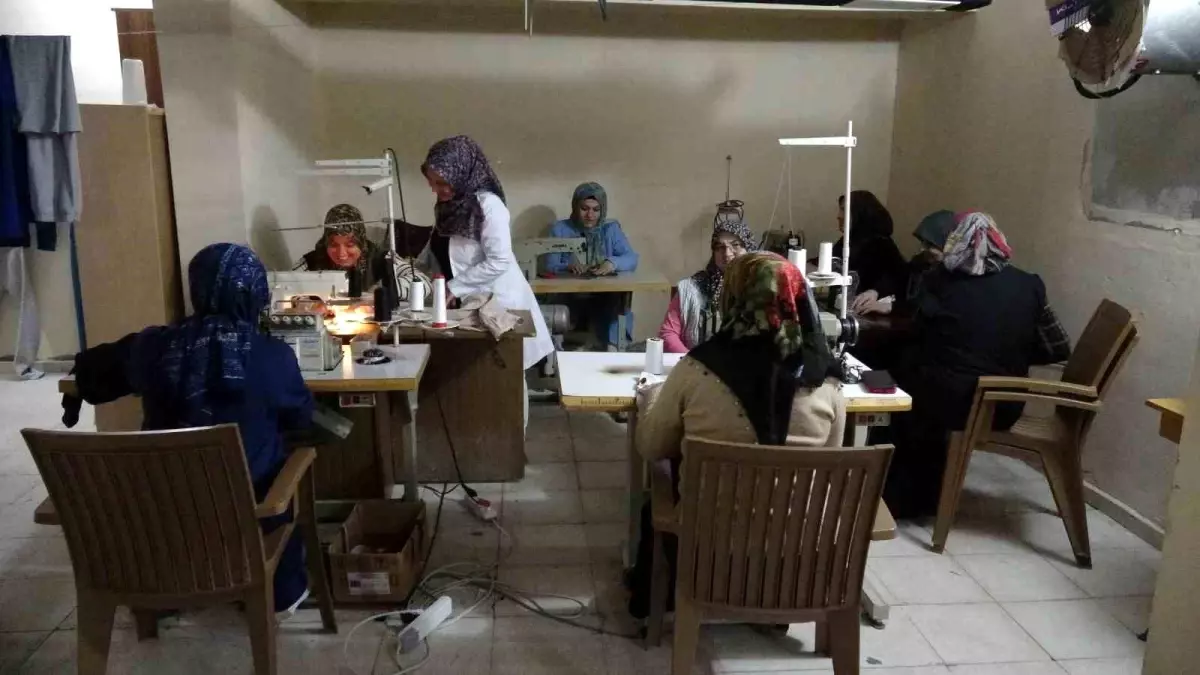 Akçadağ\'da Cezaevi Personeli Eşlerine Kurs Desteği