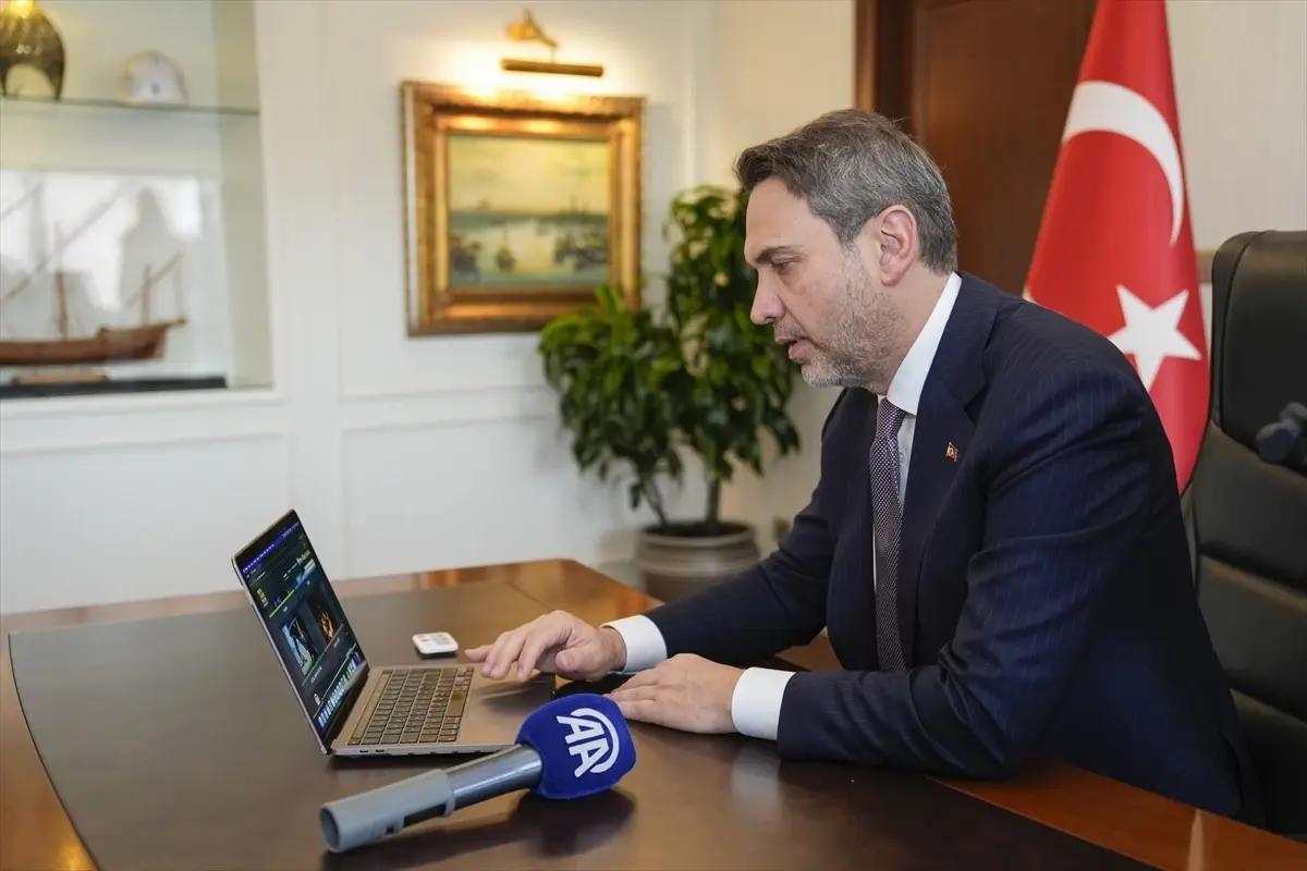 Bakan Bayraktar Yılın Kareleri Oylamasına Katıldı