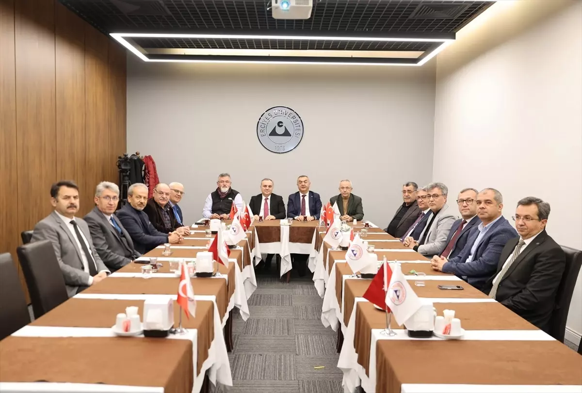 Erciyes Üniversitesi\'nde Proje Bilgilendirmesi