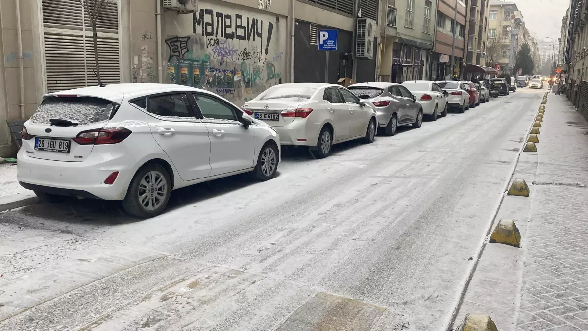 Eskişehir Karla Kaplandı