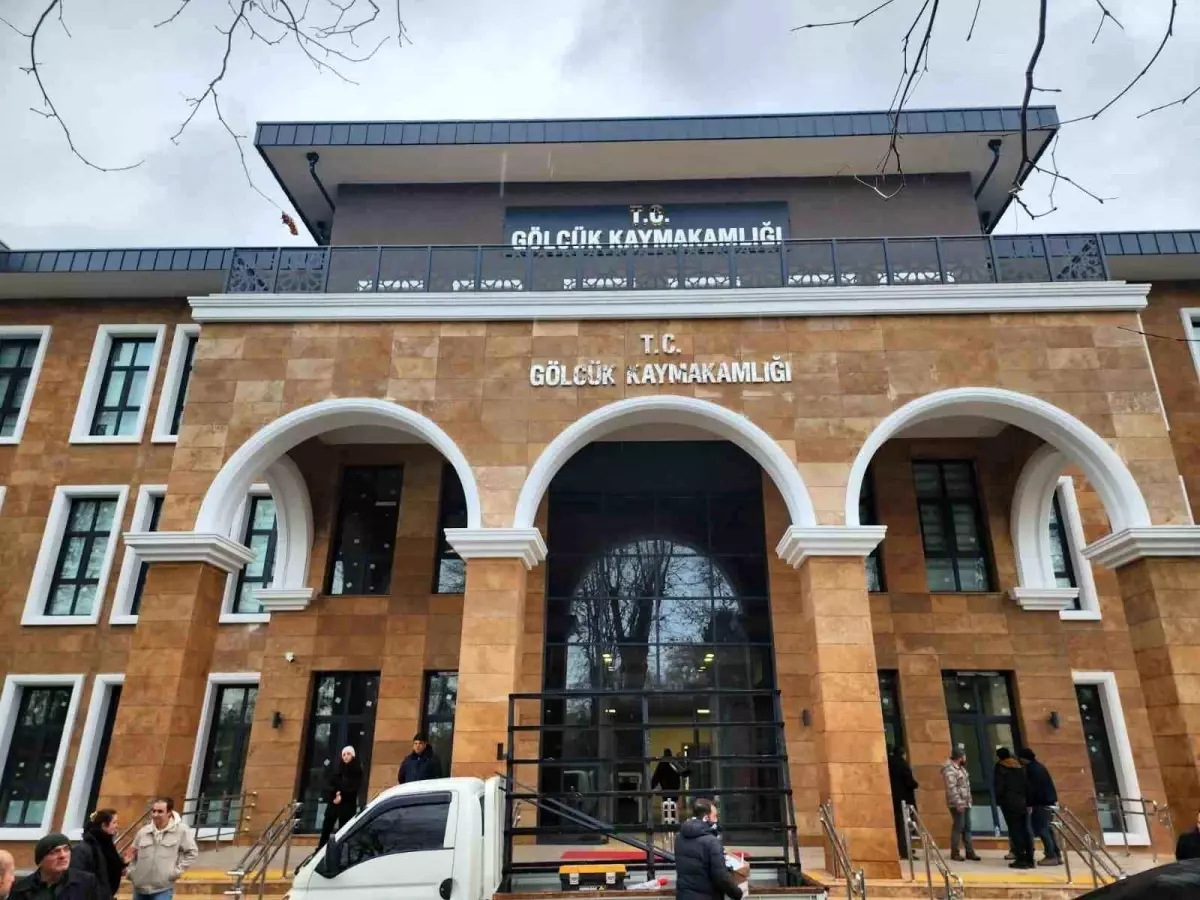 Gölcük\'te yeni Hükümet Konağı binasında sona gelindi