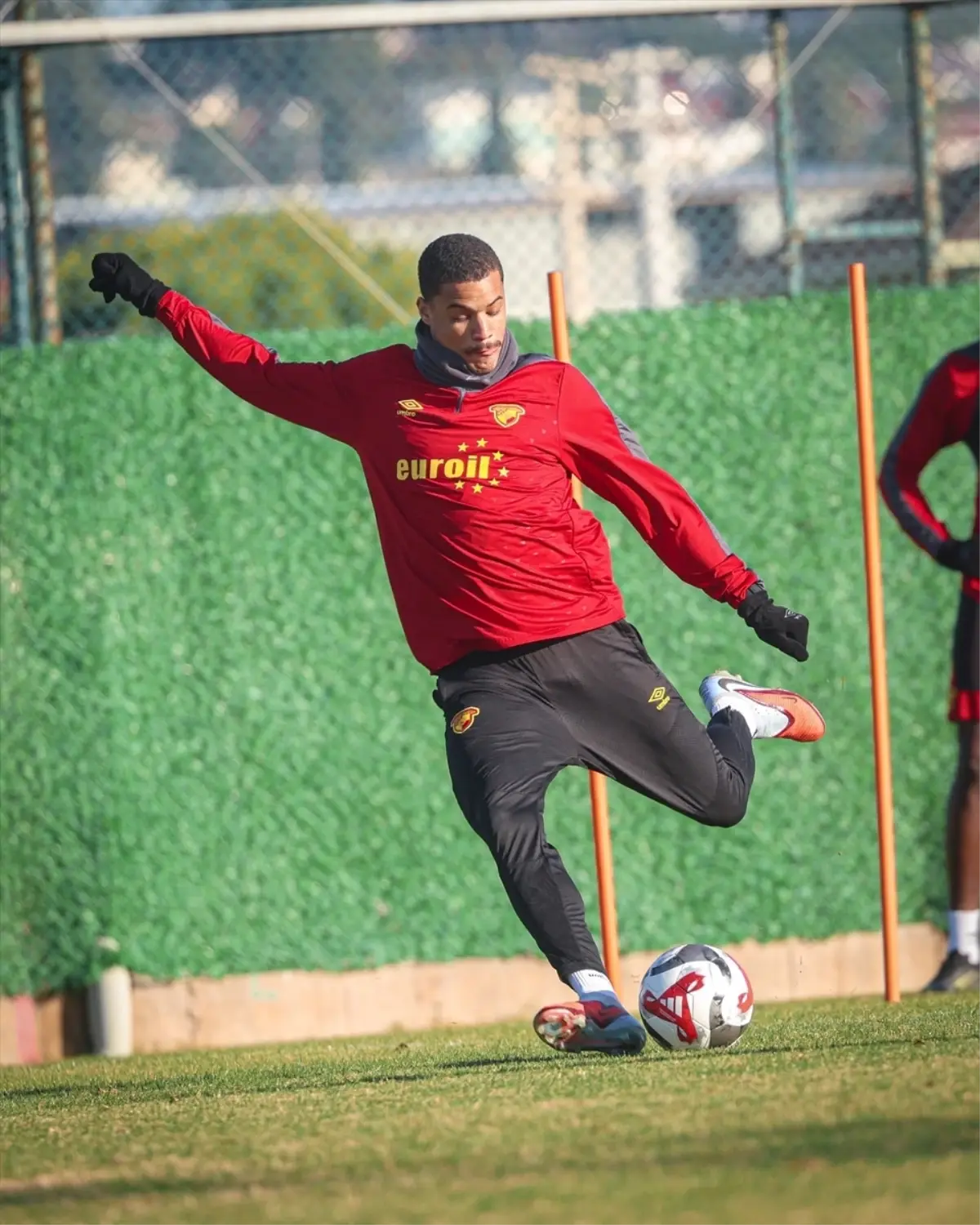 Göztepe, Rizespor Maçı İçin Hazırlıklarını Sürdürüyor