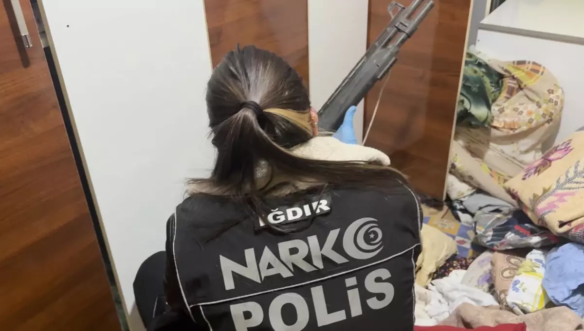 Iğdır\'da Uyuşturucu Operasyonu: 11 Gözaltı