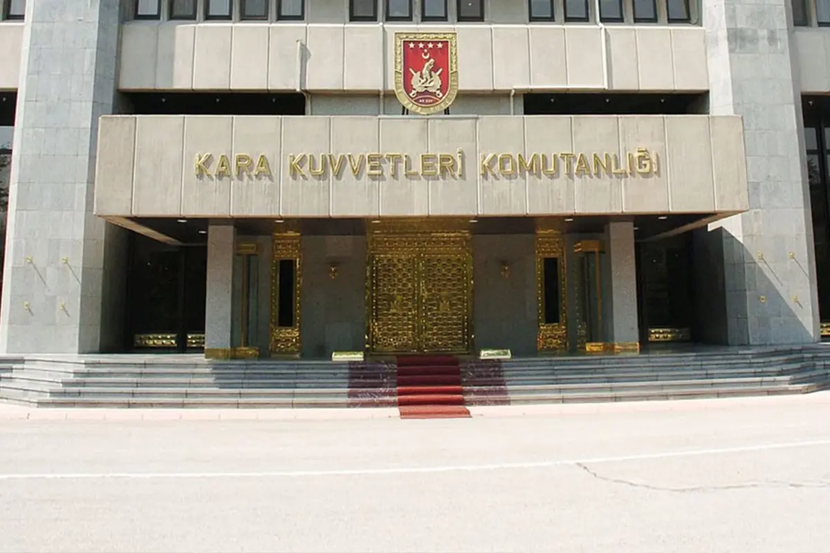 Kara Kuvvetleri ihalelerinde rüşvet iddiası: 5 kişi tutuklandı