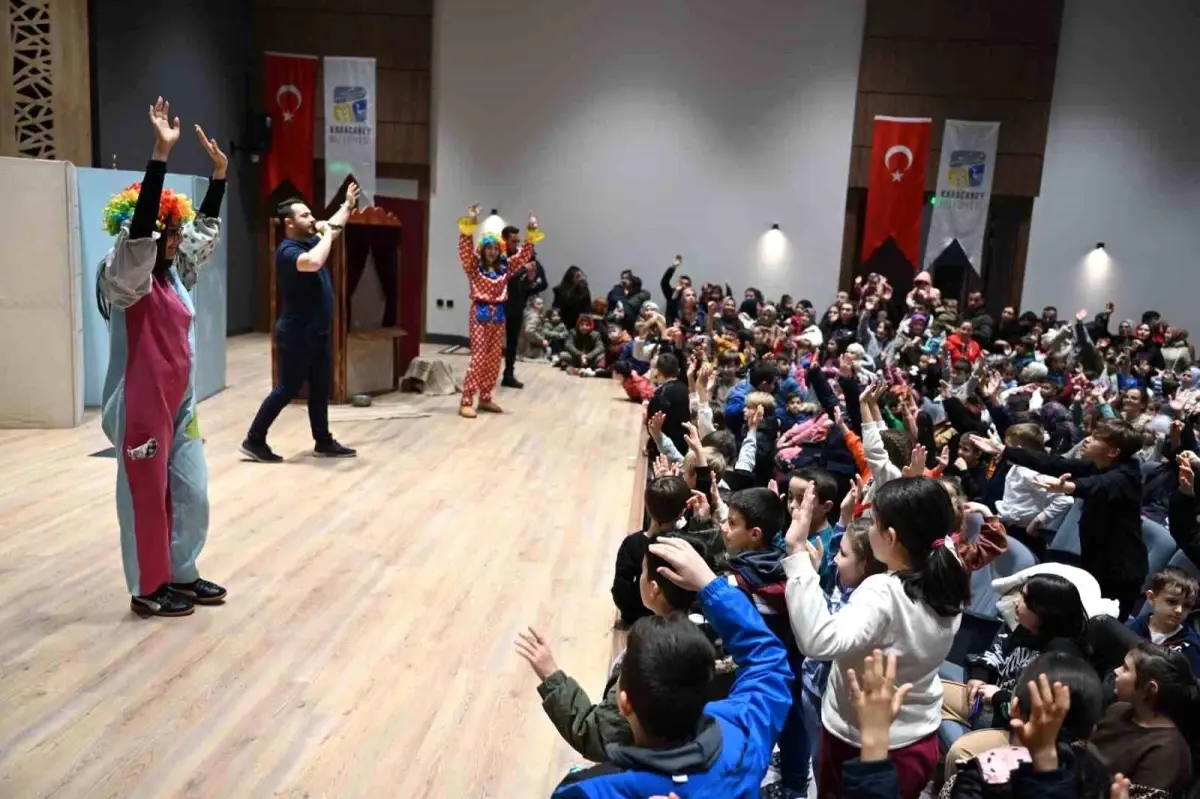 Karacabey Belediyesi\'nden çocuklara unutulmaz sömestr şöleni