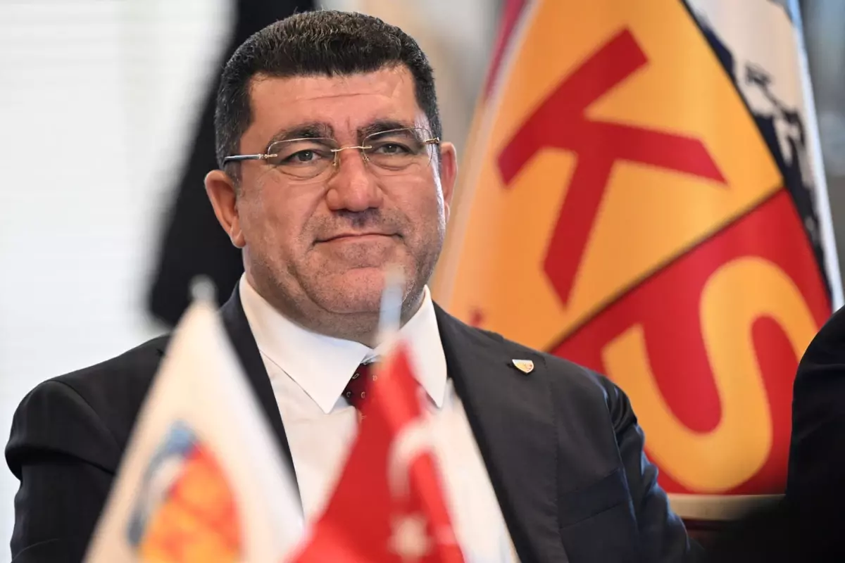 Kayserispor Başkanı Nurettin Açıkalın canlı yayında duyurdu: Fenerbahçe\'den satın aldık