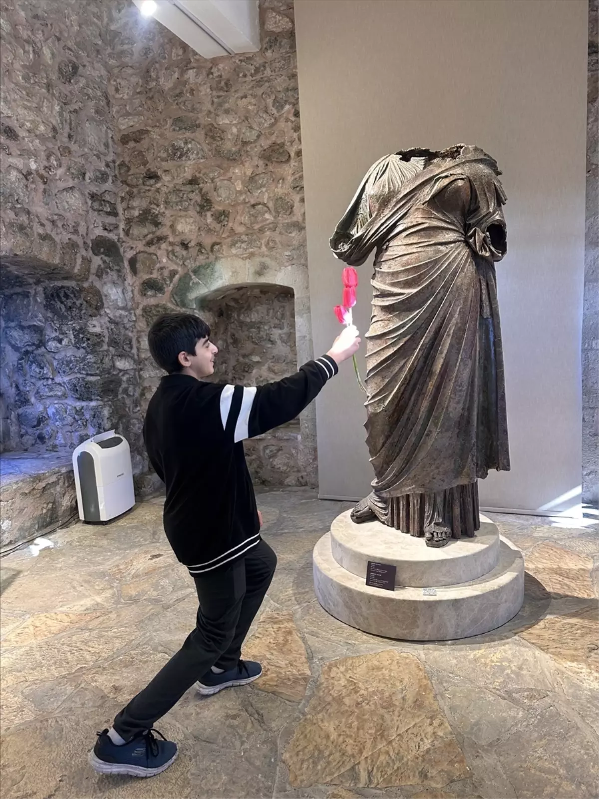 Öğrenciler Yapay Zeka ile Geçmişi Canlandırdı