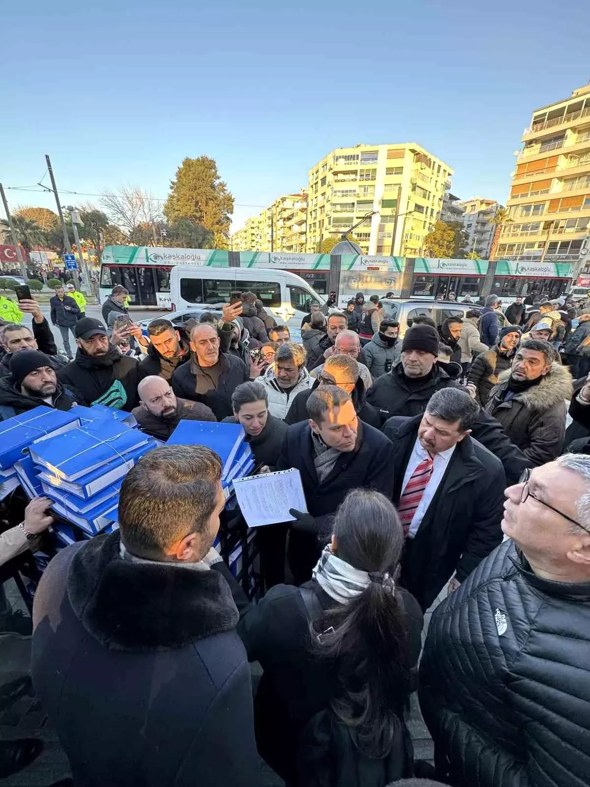 Martı TAG\'dan paylaşımlı yolculuk için İzmir Büyükşehir Belediyesi UKOME\'ye 48 bin dilekçe