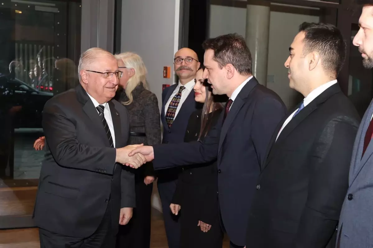 Bakan Güler Berlin Büyükelçiliği\'ni Ziyaret Etti