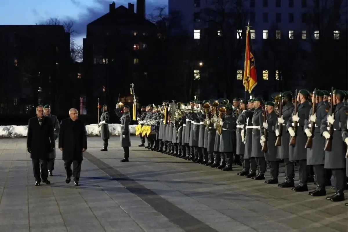 Güler ve Pistorius\'dan Askeri Görüşme