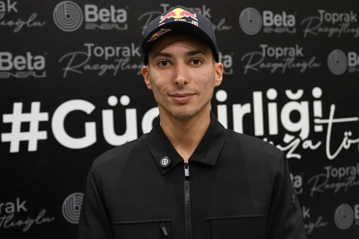 MotoGP\'de mücadele edecek Toprak Razgatlıoğlu en büyük hayalini duyurdu