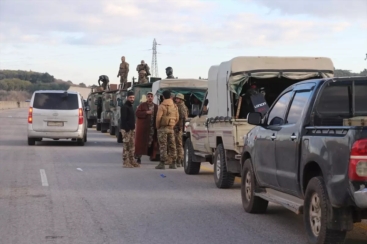 Suriye Ordusu Deyr Hafir\'e Takviye Gönderdi