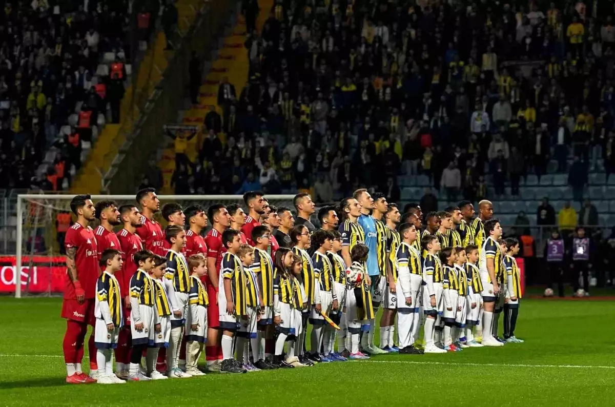 Fenerbahçe, Ziraat Türkiye Kupası\'nda Beyoğlu Yeni Çarşı ile Karşılaşıyor