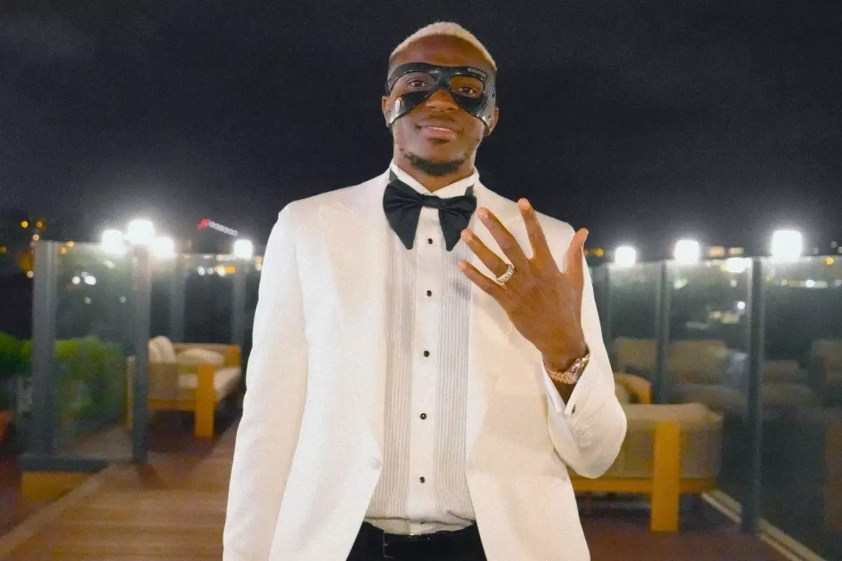 Asamoah Gyan\'dan Osimhen için çarpıcı transfer sözleri