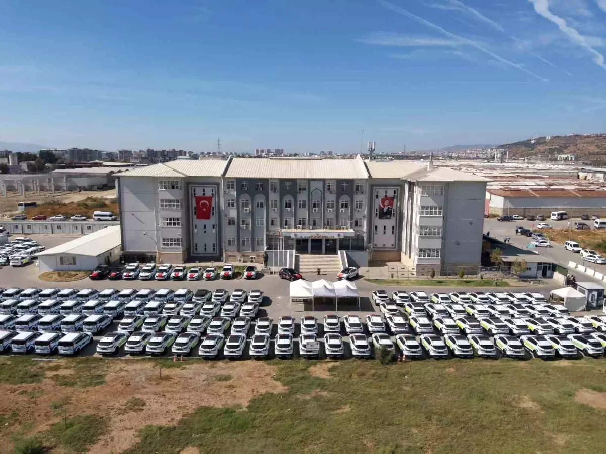 Polis Memuruna Kaldırım Nöbeti Açıklaması