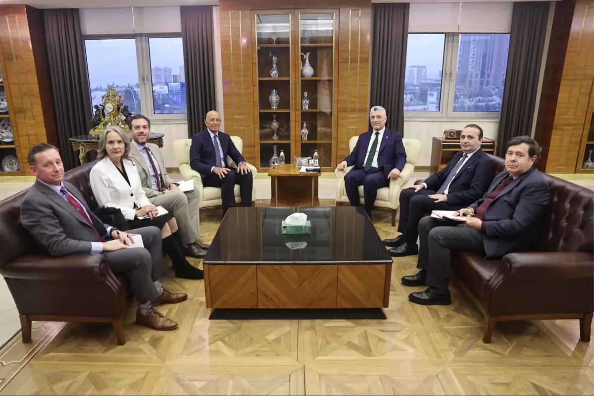 Bolat ve Barrack\'tan Ticaret Görüşmesi