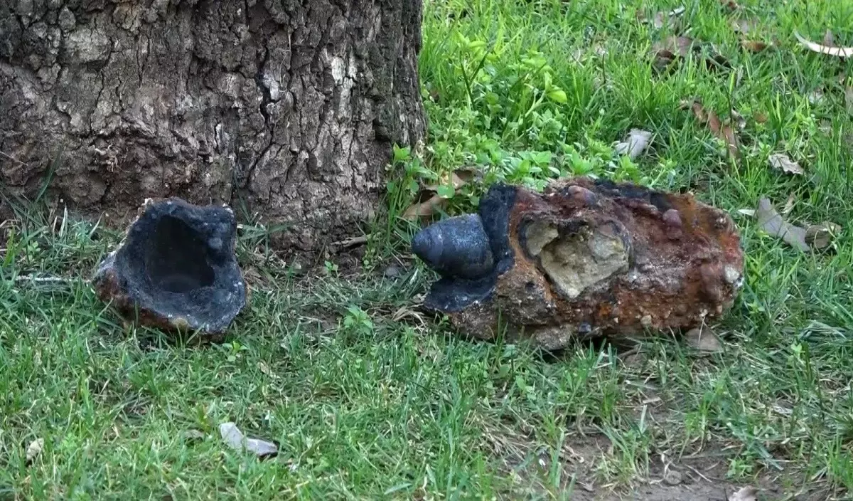 Çanakkale\'de Parkta Patlamamış Mühimmat Bulundu