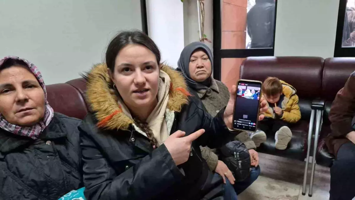 Mahalleli içeri alınmadı, Eskişehir Büyükşehir Belediyesi Meclisi karıştı