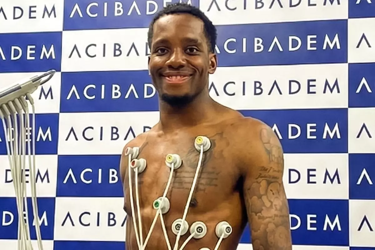 İmzayı attı! Manchester City\'den Çaykur Rizespor\'a uzanan kariyer