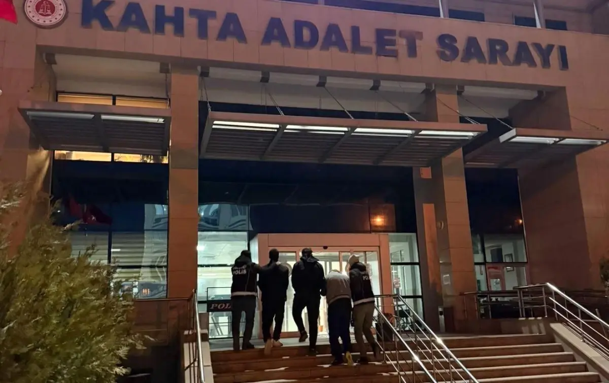 Adıyaman\'da Uyuşturucu Operasyonu: 4 Tutuklama