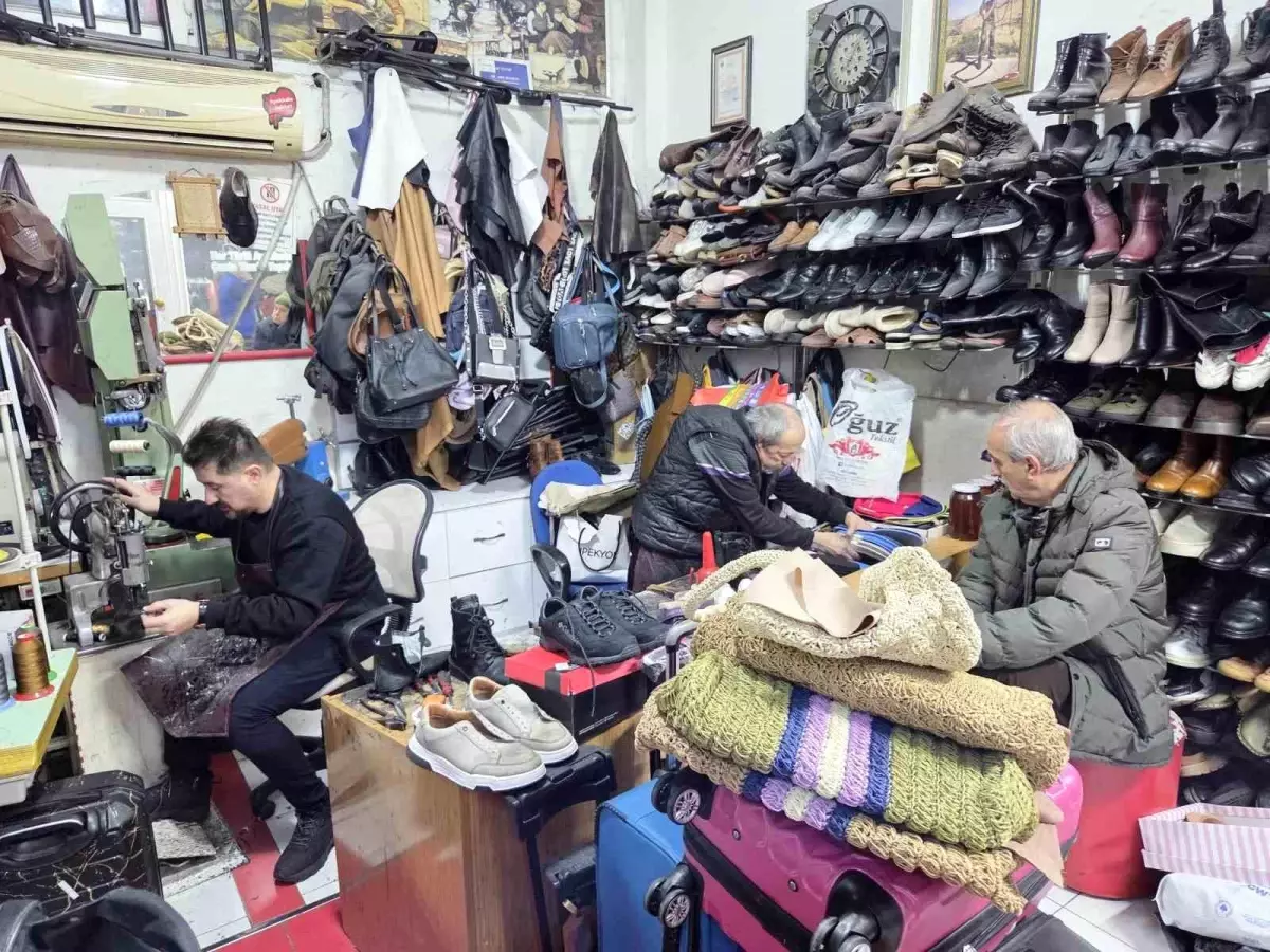 Kış Soğukları Ayakkabı Tamircilerine Yaratıyor