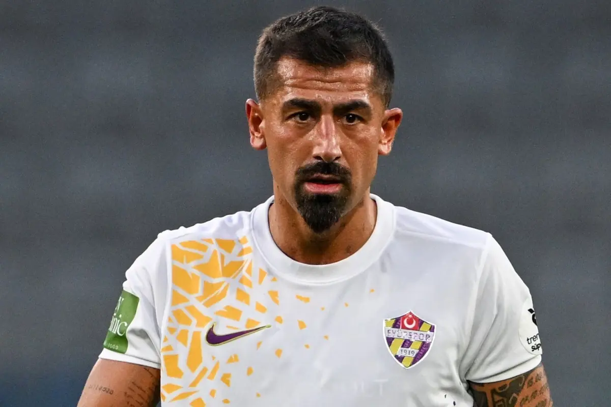 Kerem Demirbay Süper Lig\'de kaldı! Yeni takımına imzayı attı