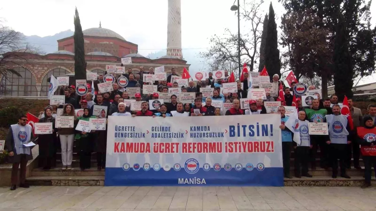 Memur-Sen\'den \'Ücrette dengesizlik, gelirde adaletsizlik bitsin\' çağrısı