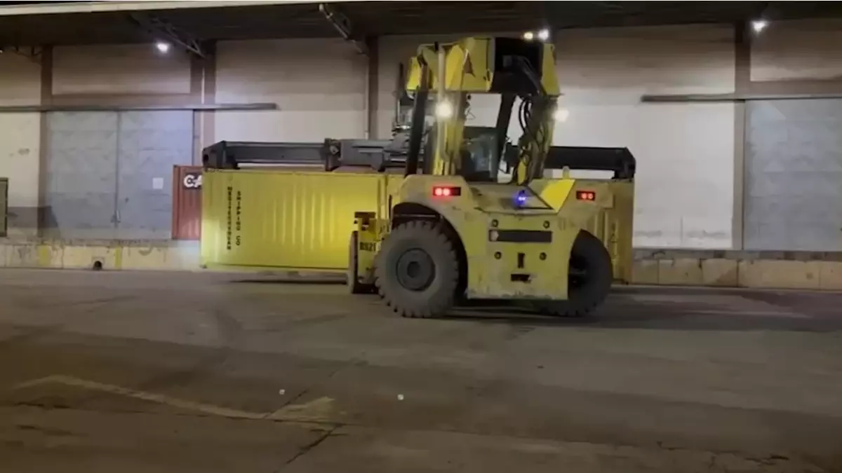 Mersin Limanı\'nda operasyon! "Yer fıstığı" diye geldi, konteyner açılınca herkes şoke oldu