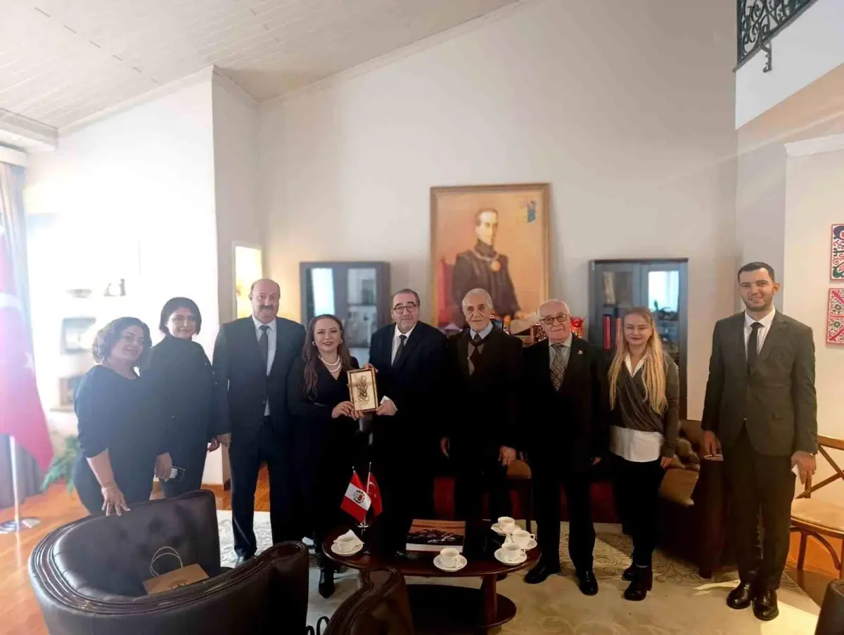 Peru ile Türkiye arasında sağlık turizmi, tarım ve ticaret alanlarında iş birliği görüşmesi