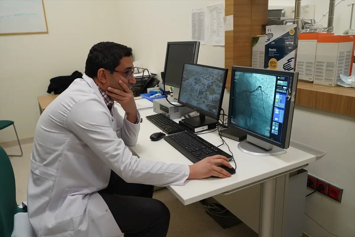 Sigarayı Bırakmak Kalp Krizi Riskini Yüzde 50 Azaltıyor