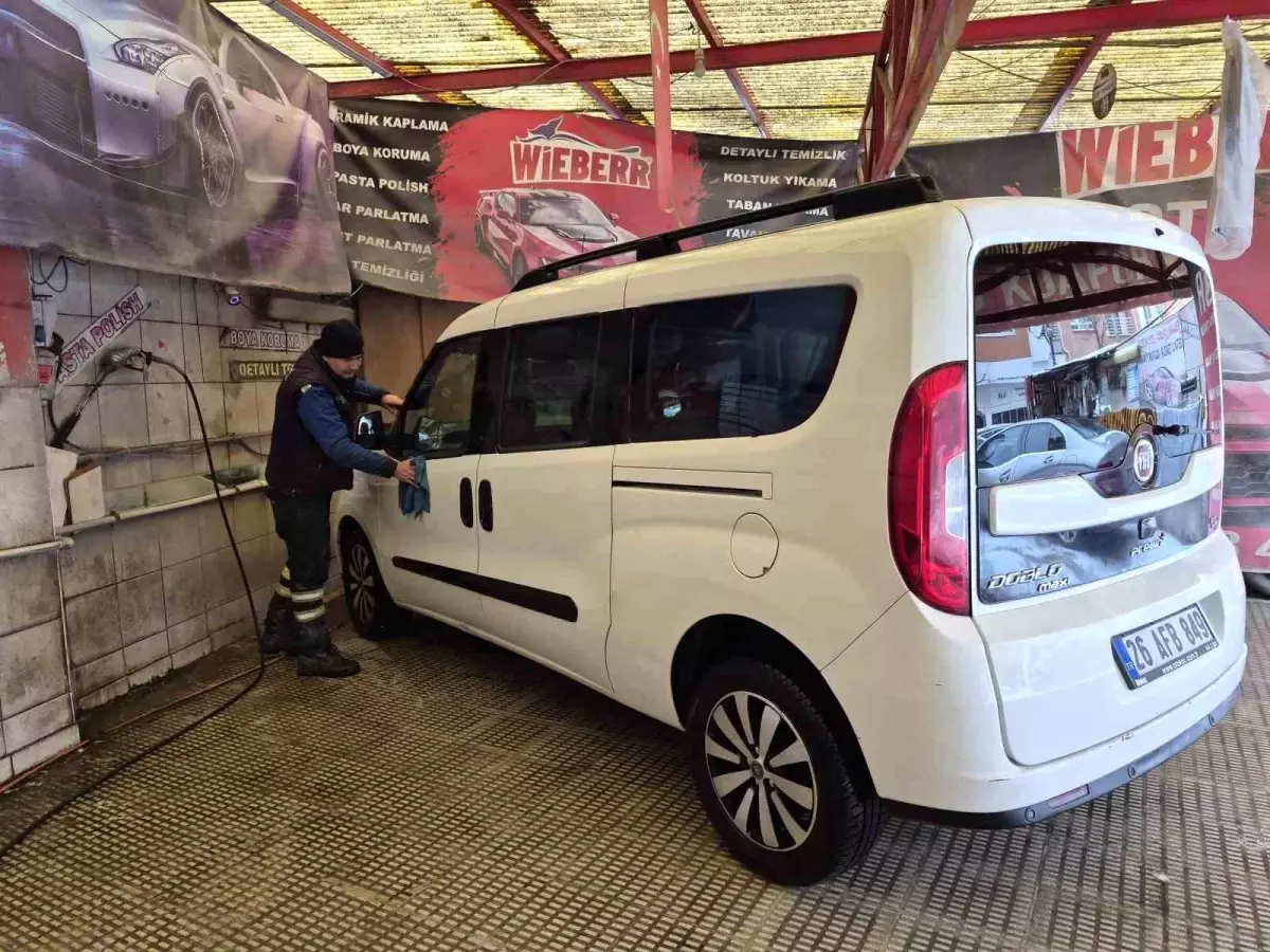 Eskişehir\'de Oto Yıkamacılar Durgunluk Yaşıyor