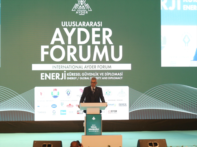 Uluslararası Ayder Forumu'nda konuşan Bakan Memişoğlu'ndan 'etik enerji' vurgusu