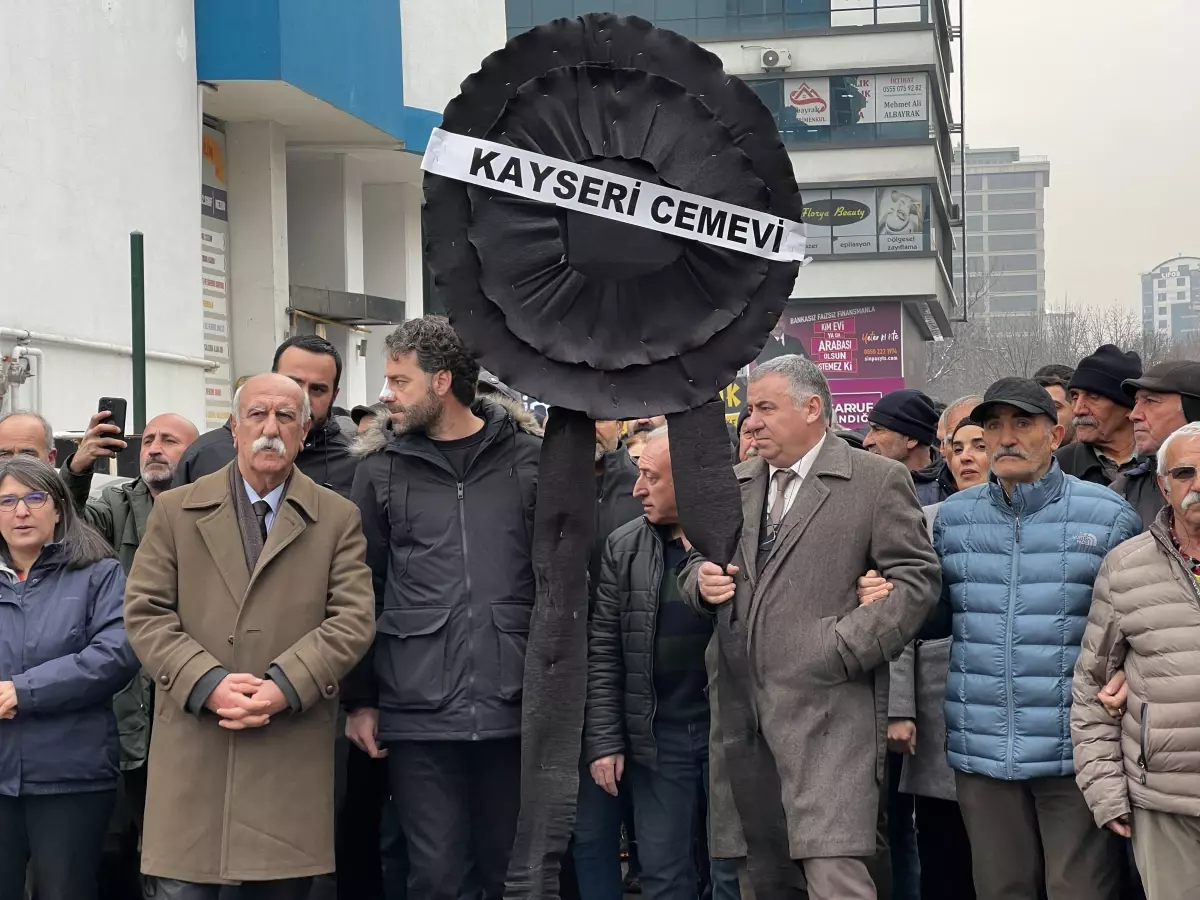 Alevi Derneklerinden CHP\'ye Tepki