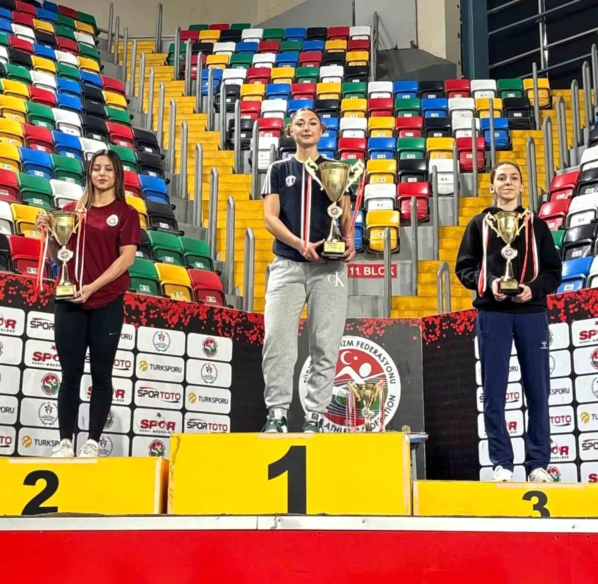 Aydınlı Sporcular Ahmet Melek Kupası\'nda Şampiyon