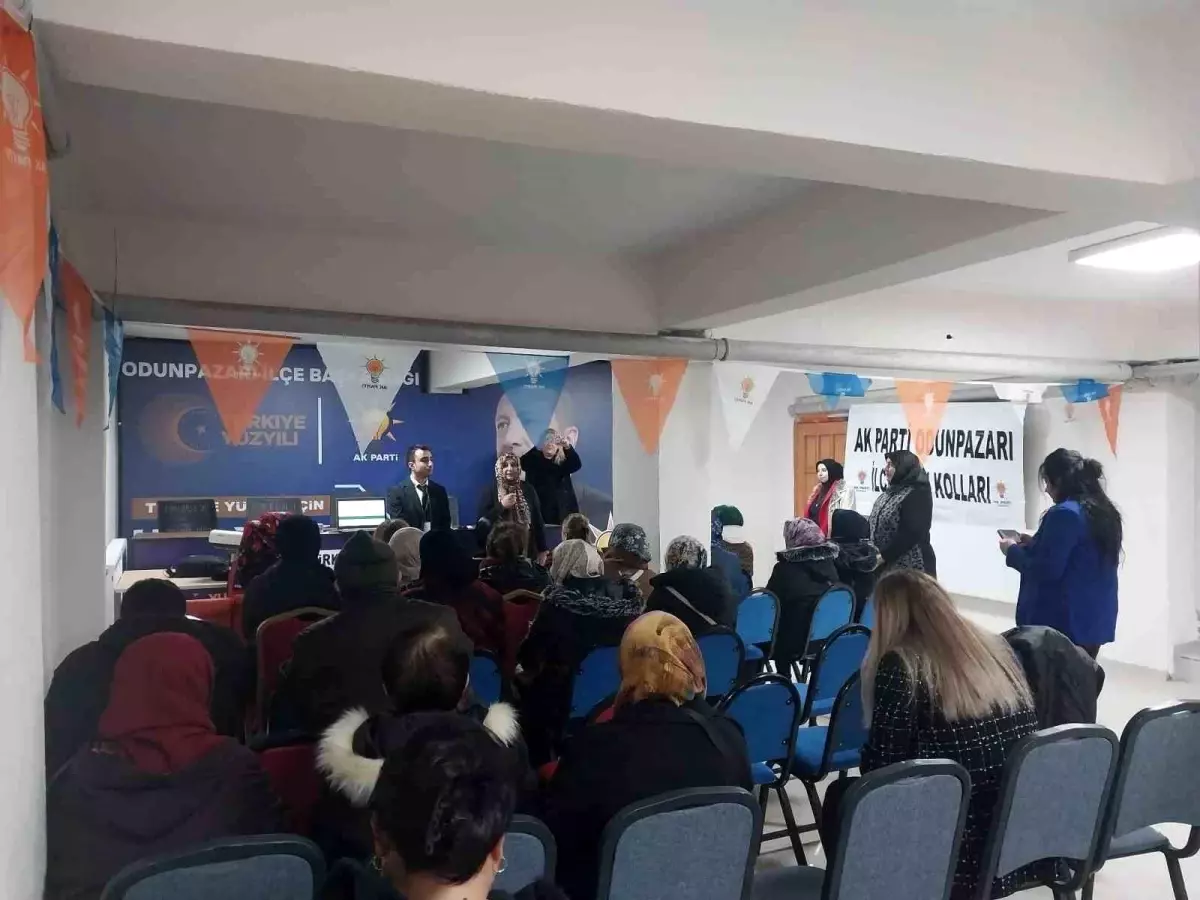 Emek Mahallesi\'nde Bağımlılık Konferansı