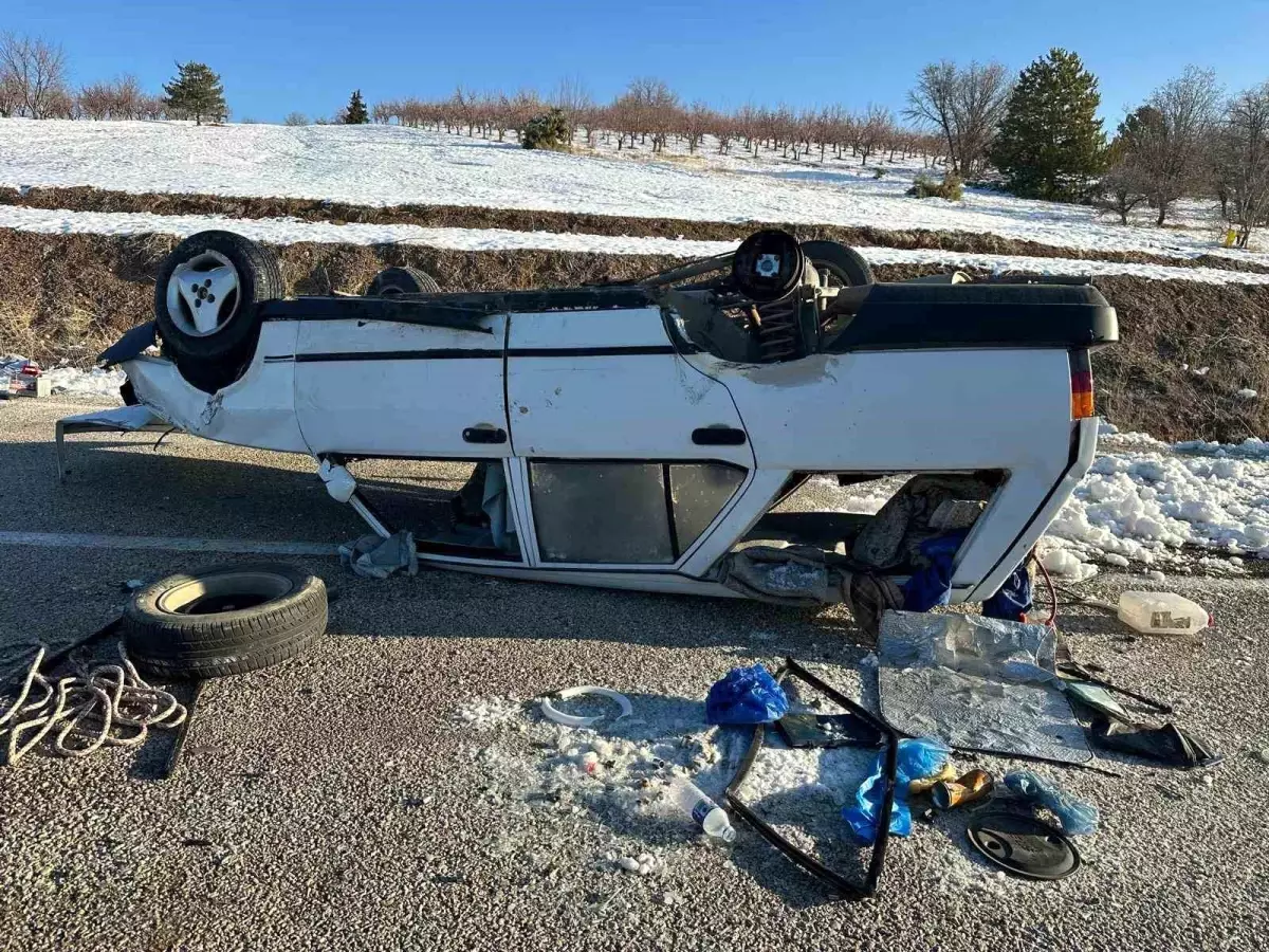 Buzlanma Kazası: Sürücü Uzakta Kaldı