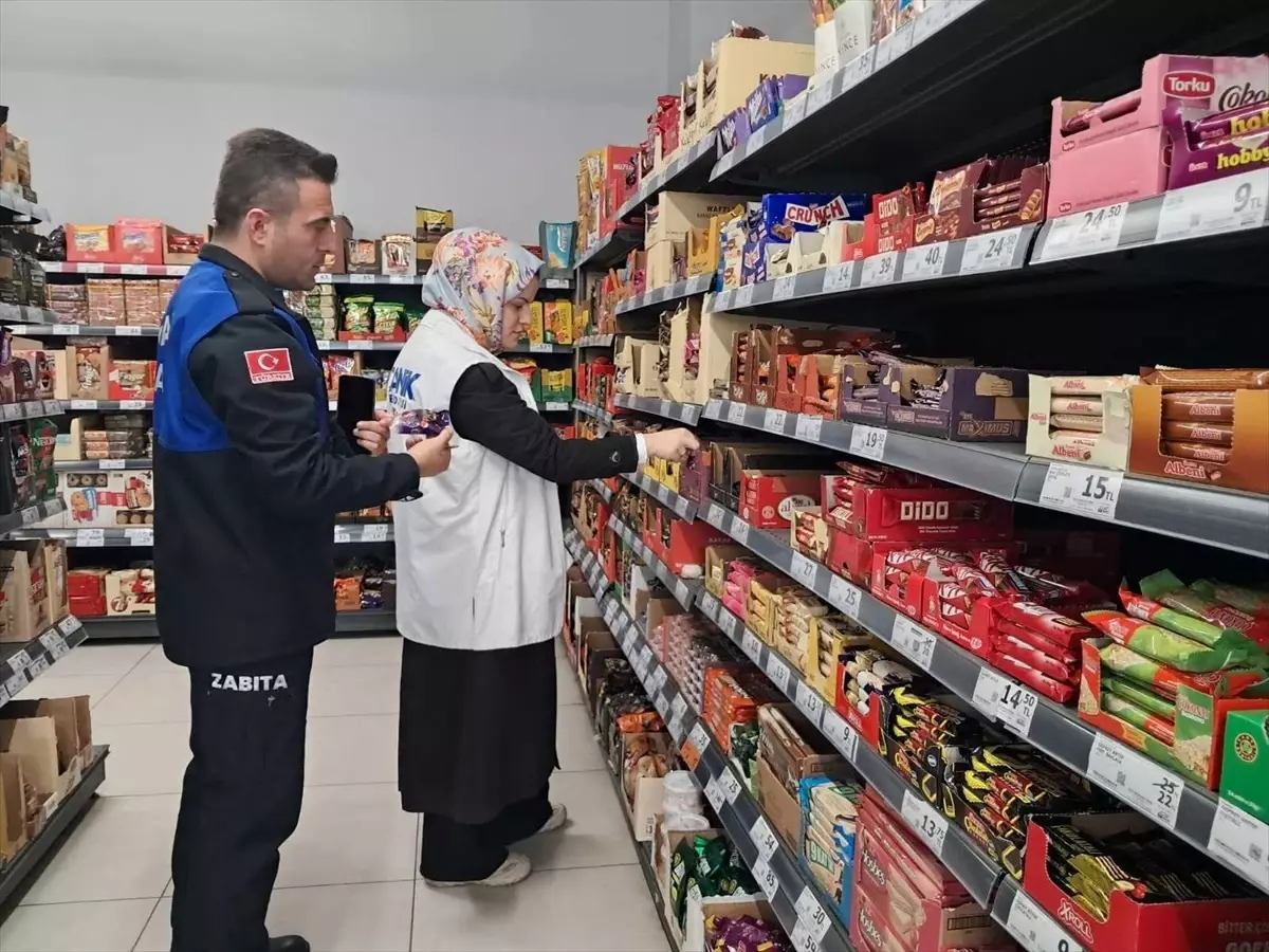 Zabıta Ekipleri Zincir Marketleri Denetliyor