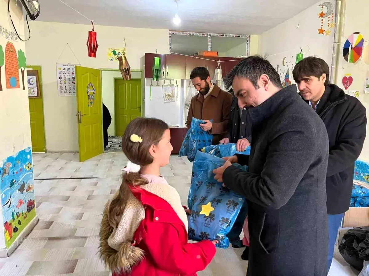 Kaymakam Atış\'tan Kur\'an Kursu\'na Ziyaret