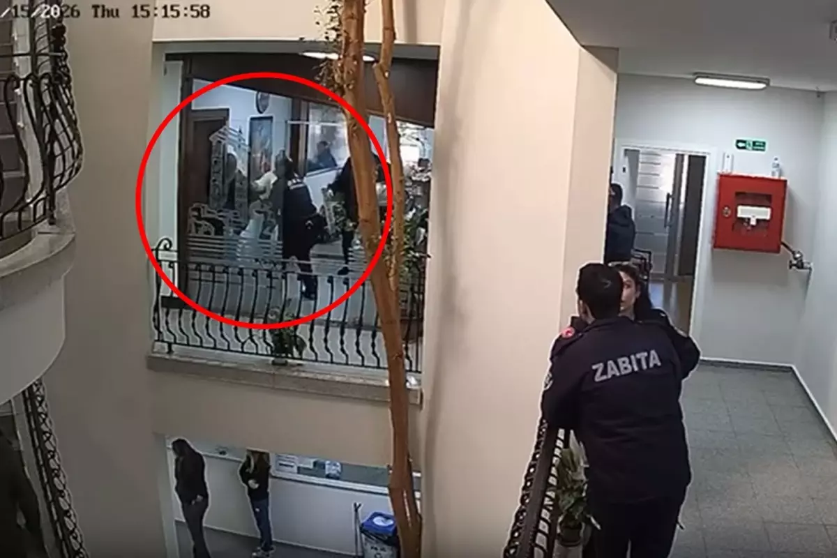 Belediye Başkanına makamında saldırı girişimi! Kimliği dikkat çekti