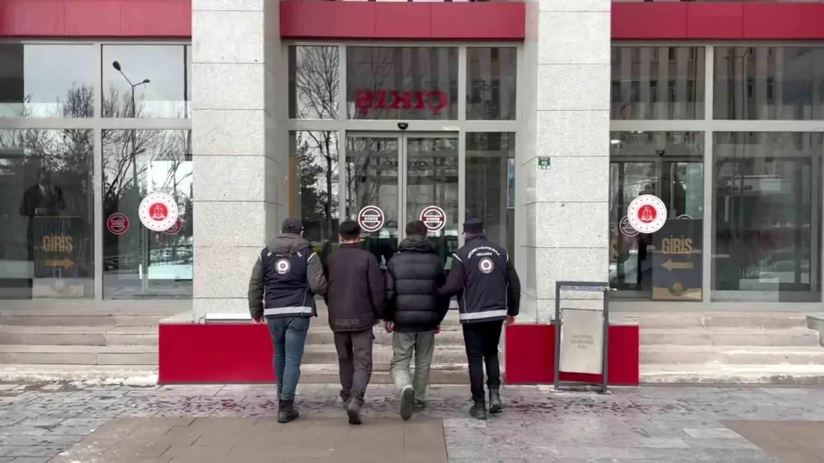 Erzurum\'da Düzensiz Göçmen Operasyonu