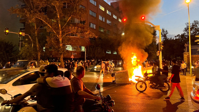 İngiliz basını: Türkiye'nin hamlesi Trump'ı İran'a yönelik saldırı kararından vazgeçirdi