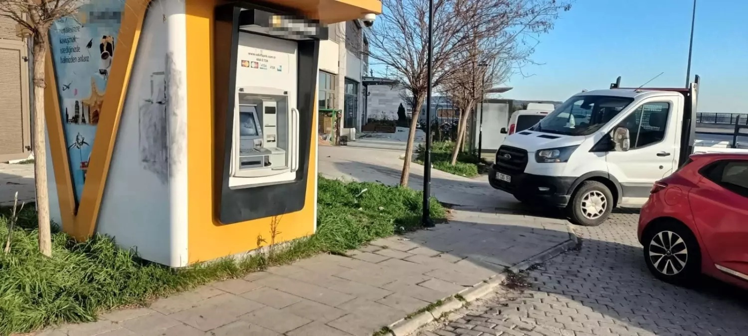 İzmir\'de ATM Soygununda 8 Tutuklama