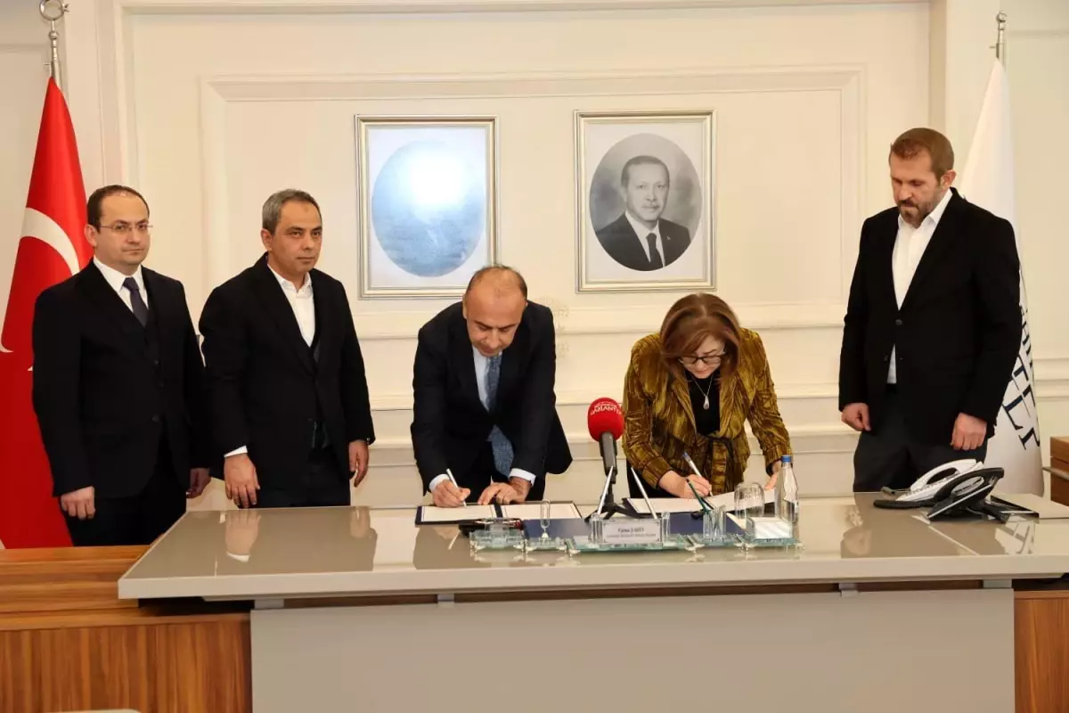 Kapalı spor salonu protokolü imzalandı