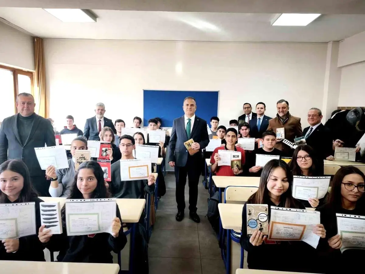 Muğla\'da 161 bin öğrenci karne aldı, yarıyıl tatili başladı