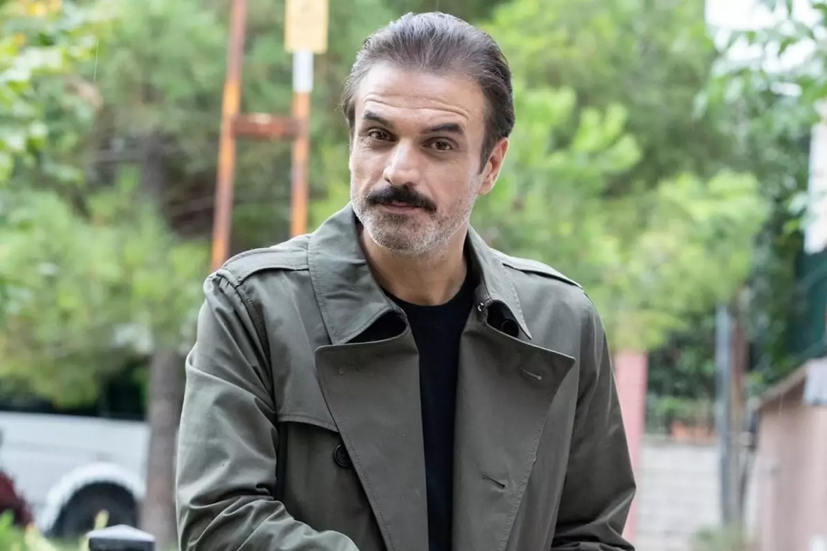 Oyuncu Ufuk Özkan\'ın kardeşi üzücü haberi verdi