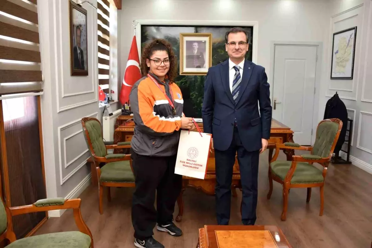 Mürüvvet Nur Özkan\'dan Şampiyonluk Ziyareti