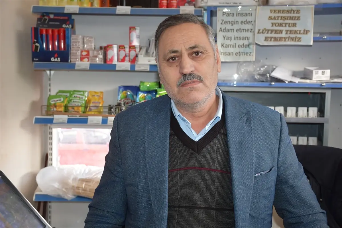 Hayırsever, Veresiye Borçları Ödedi